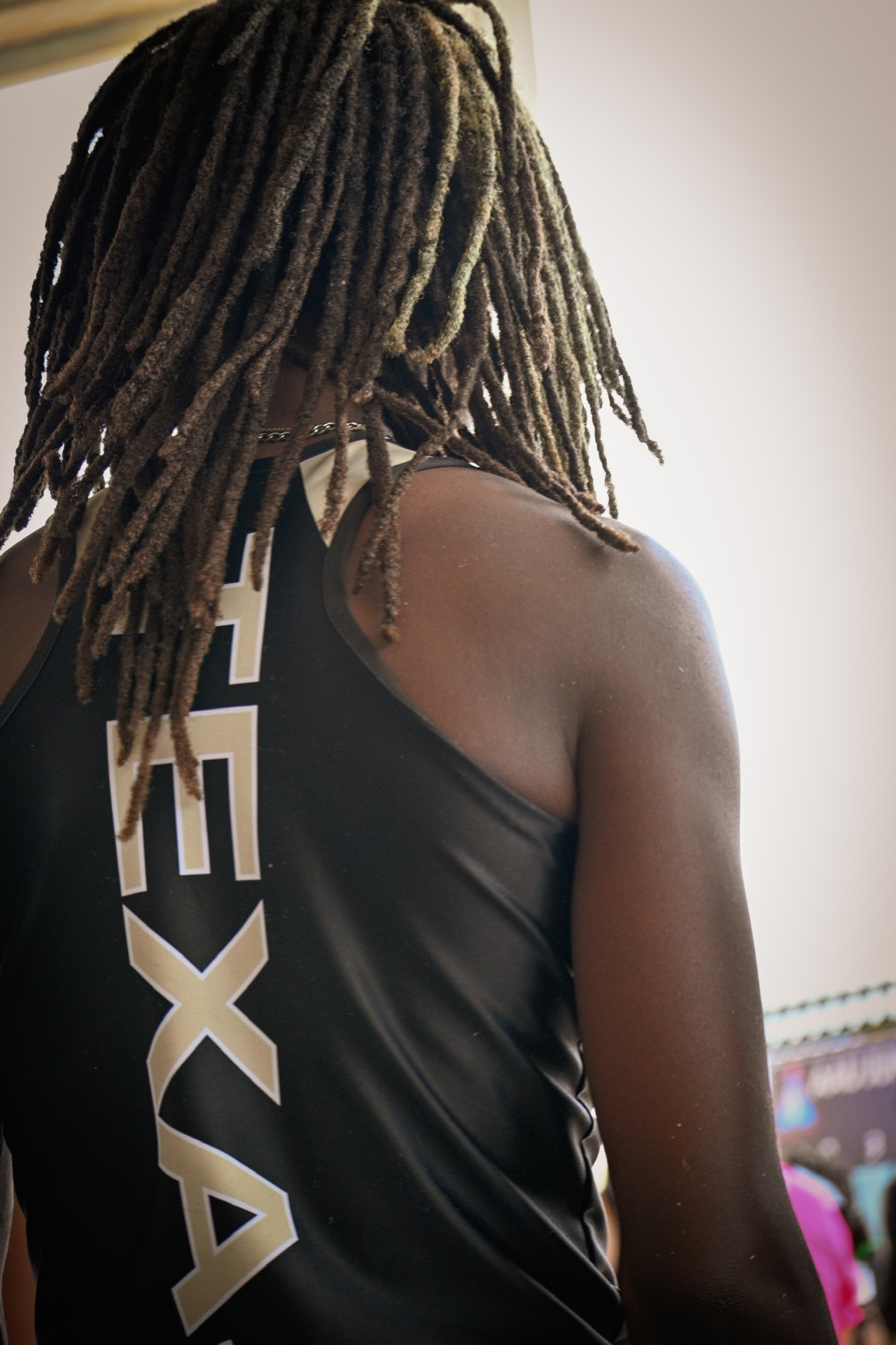 TSE athlete in Texas Speed Elite jersey